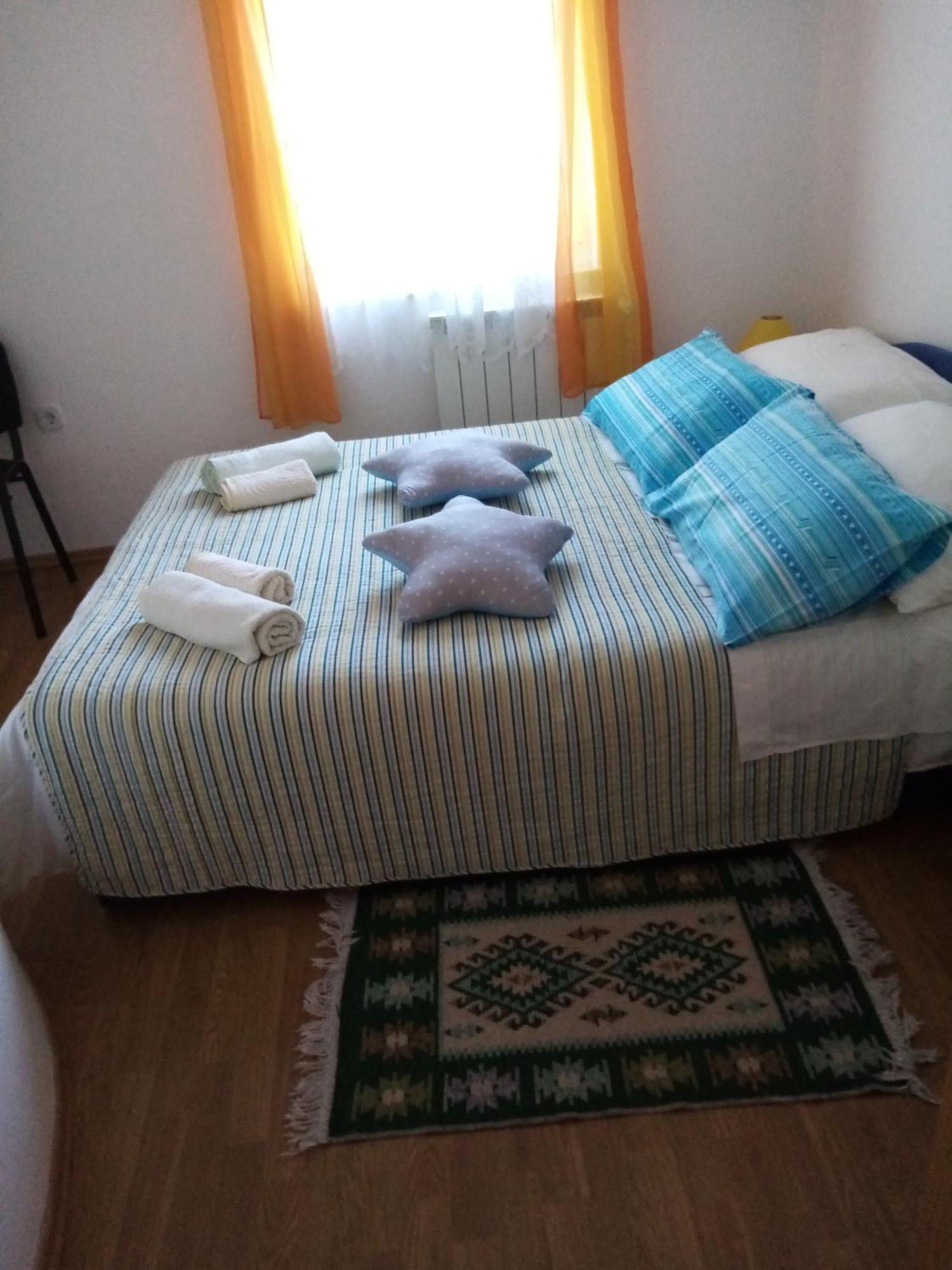 Apartments Vitkovic Cres Zewnętrze zdjęcie